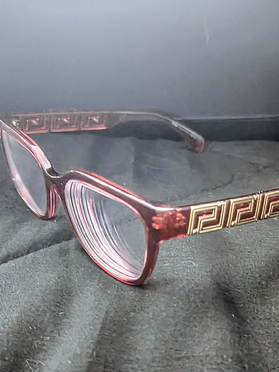 Versace Accessories - 💟Authentic VERSACE unisex Glasses With Classic Detailing.